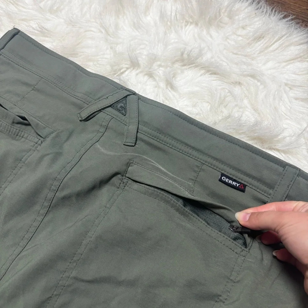 Gerry Men’s Forest Green Shorts size 36